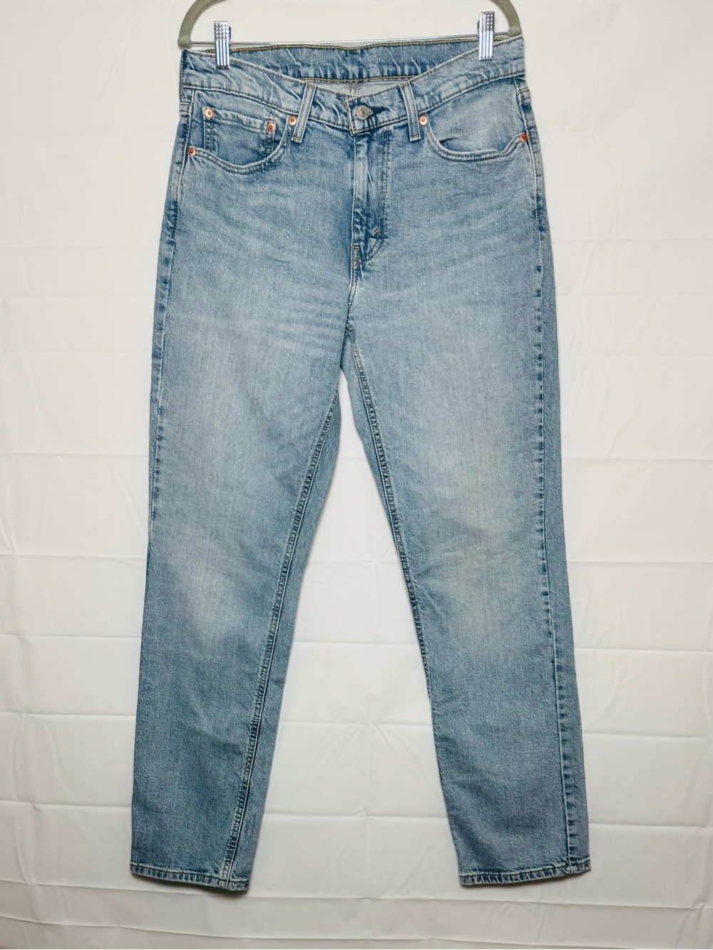 Levi's Men's Classic Blue Straight Jeans, Size,32X34. 70% cotton